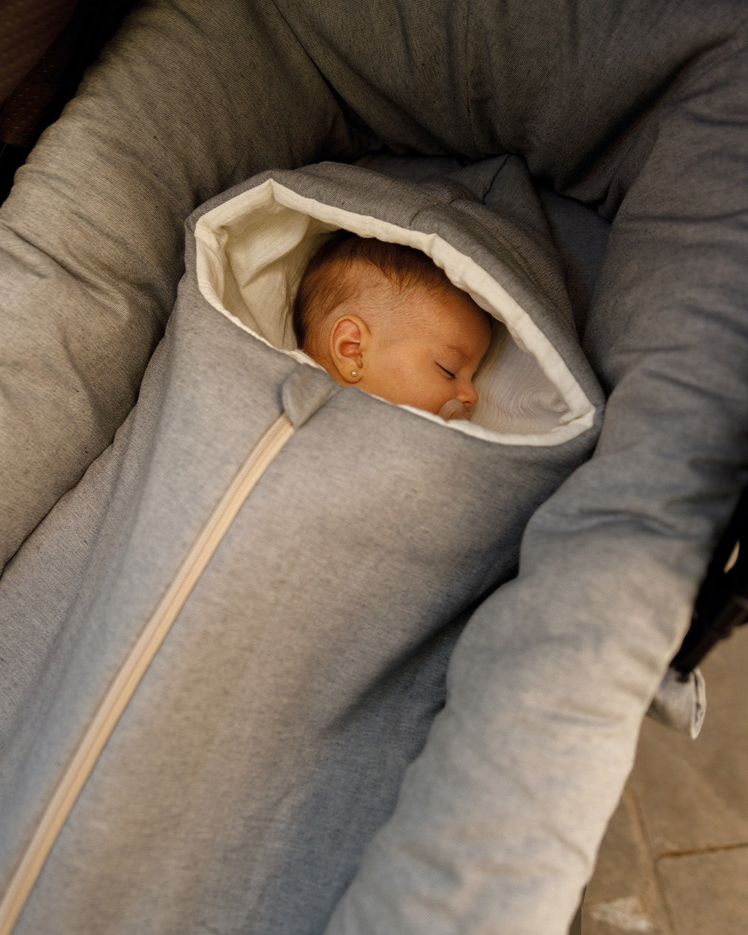 Mid-season footmuff Ash Denim