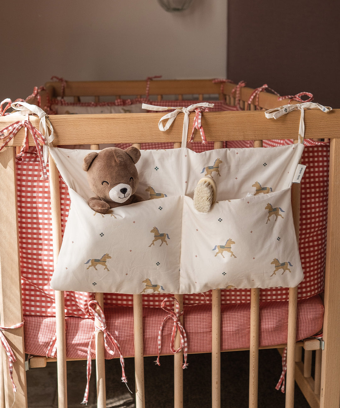 Crib organizer Horse
